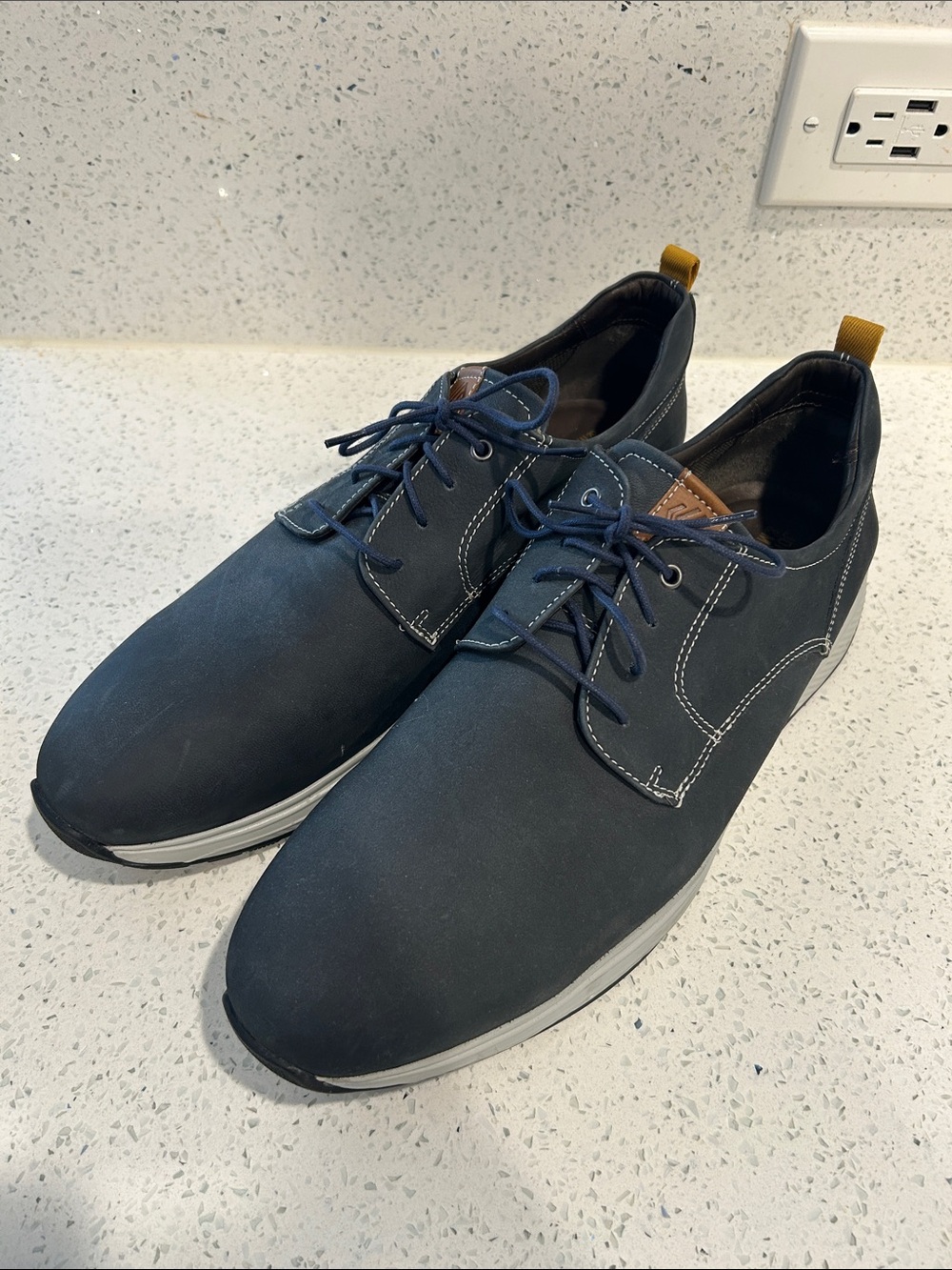 Johnston & Murphy Men's Navy Blue Casual Derbys with White Soles